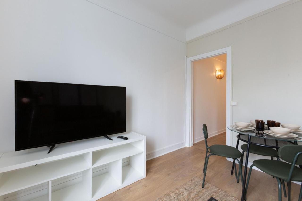 Appartement 3 Pieces - Proche Rer Et Centre Ville คอร์เบล-เอซองส์ ภายนอก รูปภาพ